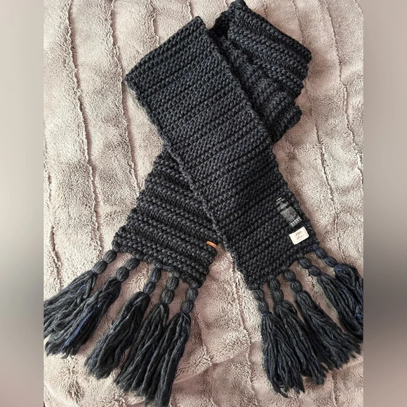 New Barts Jasmine Scarf 1035 - Picture 3 of 6